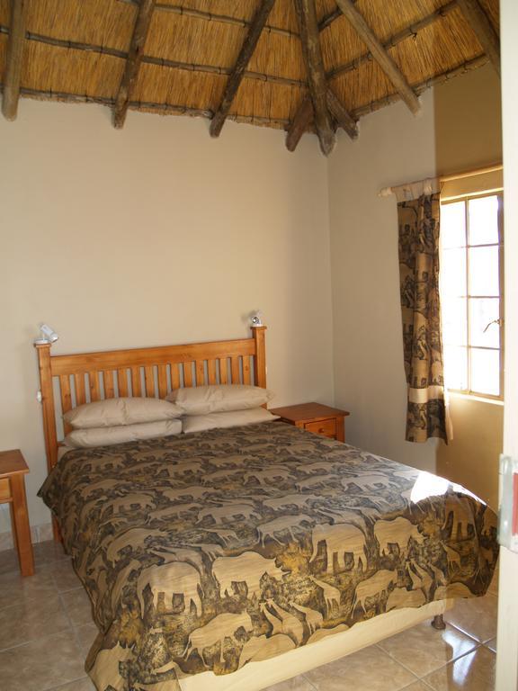 Elandskloof Trout Farm Guest House Dullstroom Bilik gambar